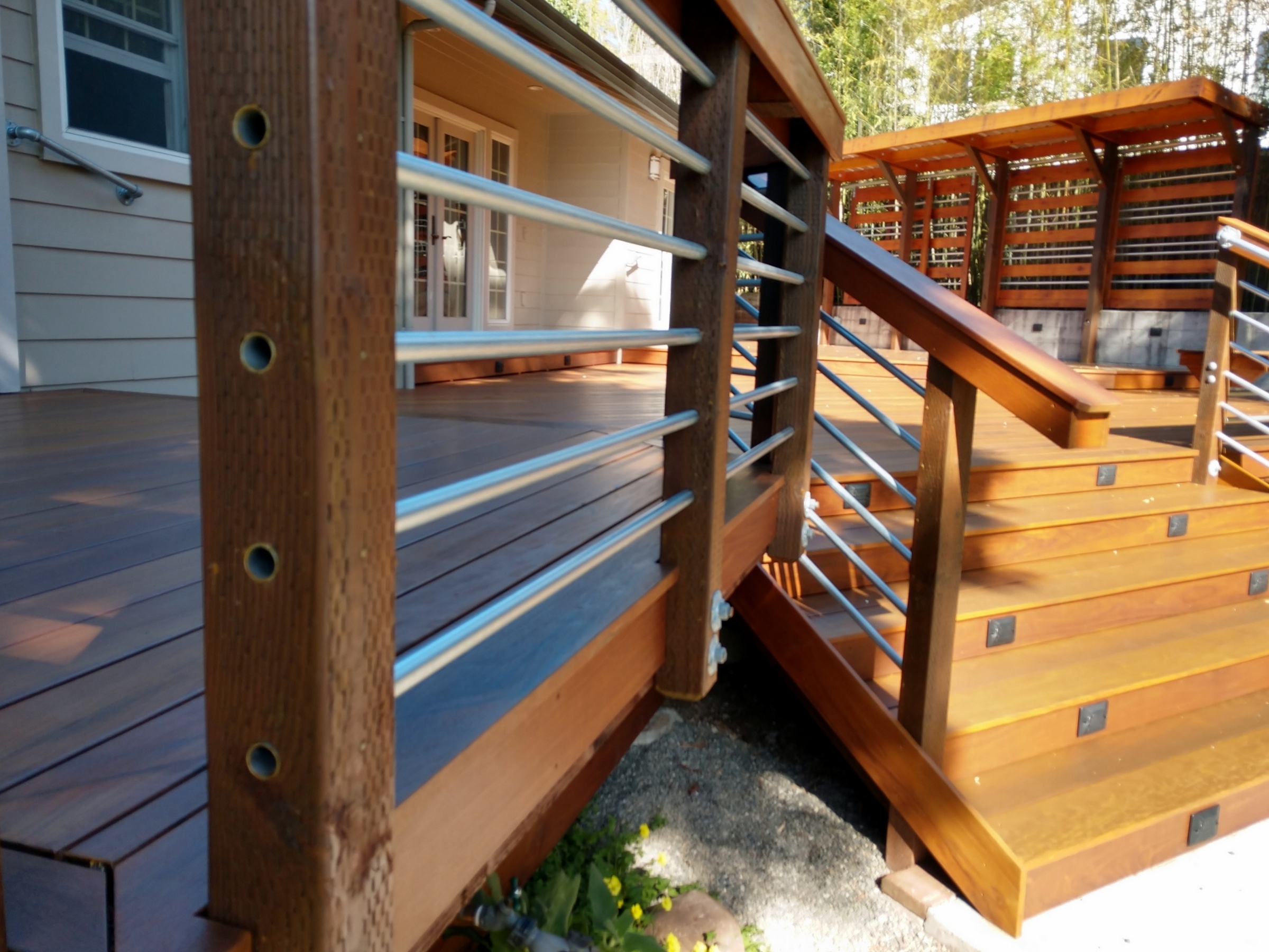 Deck railing